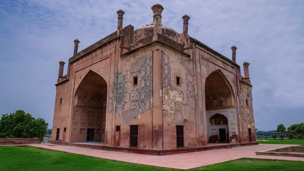 Chini Ka Rauza Persian Architecture Chini Ka Rauza in Agra featuring colorful Persian-style tilework