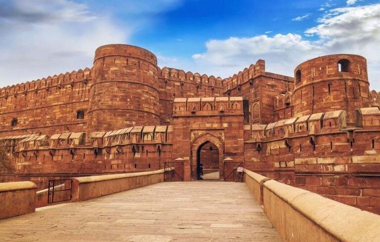 Taj Mahal Tour From Delhi By Car